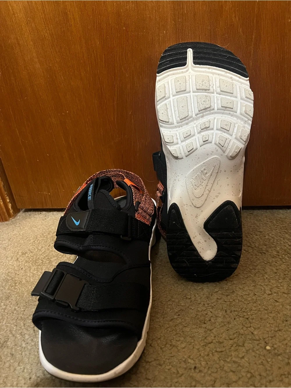Nike men’s canyon